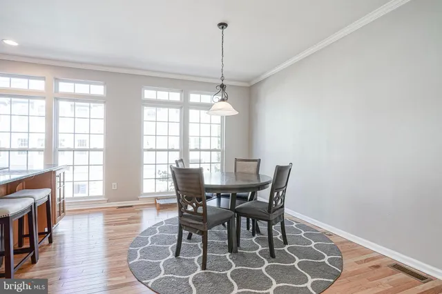 $370,000 | 10 Fawn Court, Delran, NJ 08075