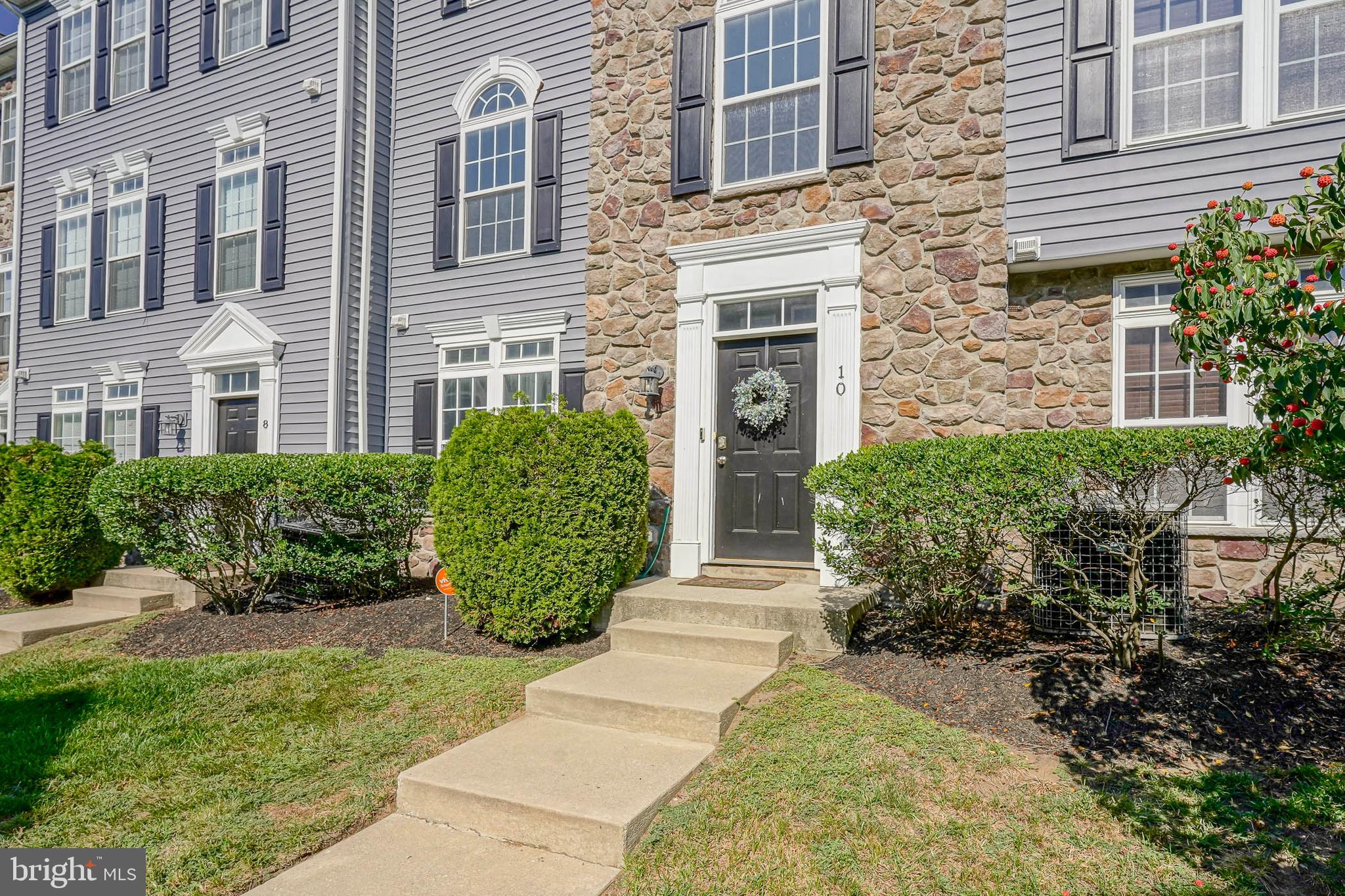 10 Fawn Court Delran, NJ 08075 - Photo 3 of 30