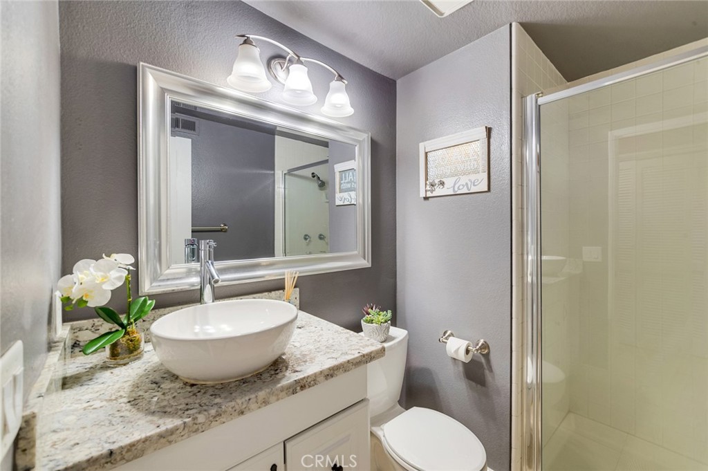 5 Del Roma Irvine, CA 92614 - Photo 22 of 26