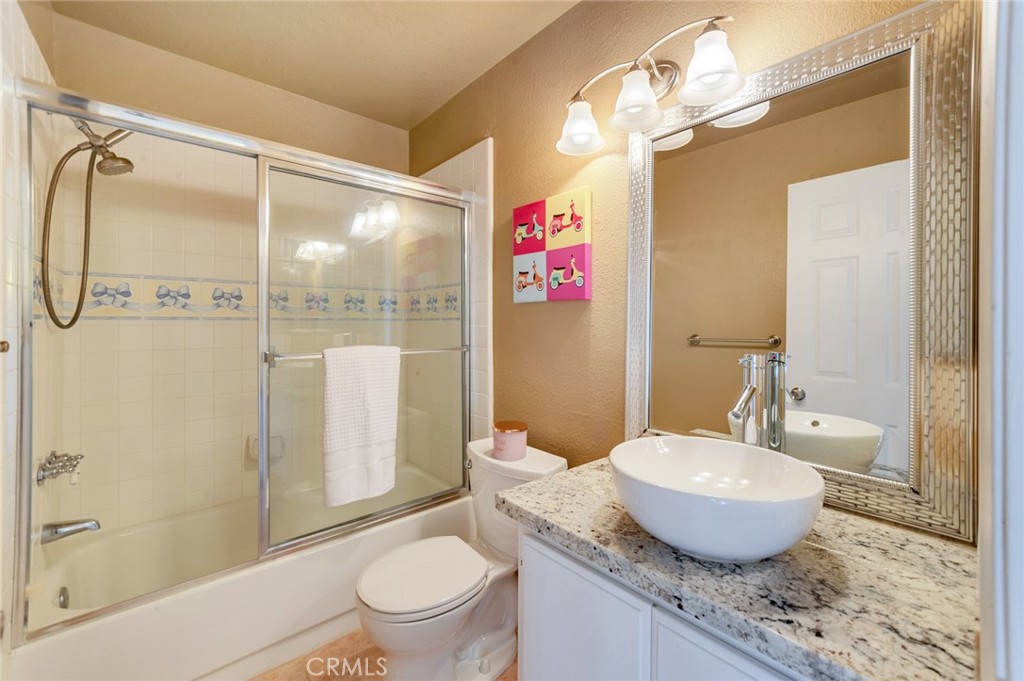 5 Del Roma Irvine, CA 92614 - Photo 23 of 26