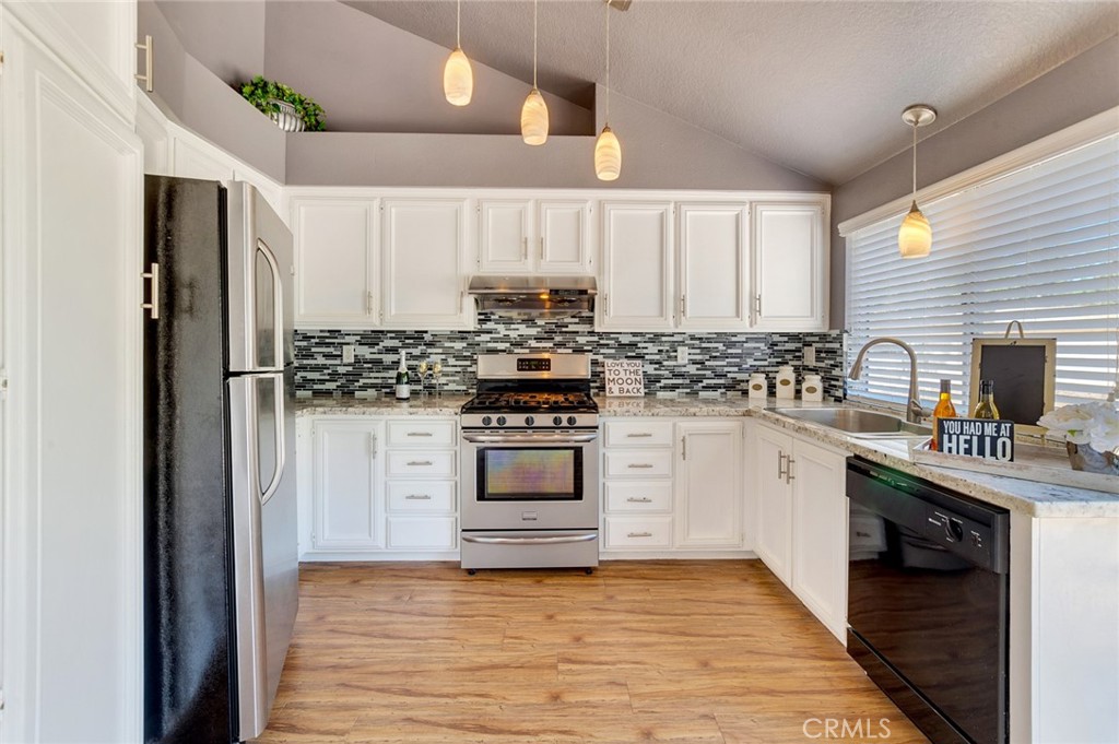 5 Del Roma Irvine, CA 92614 - Photo 8 of 26