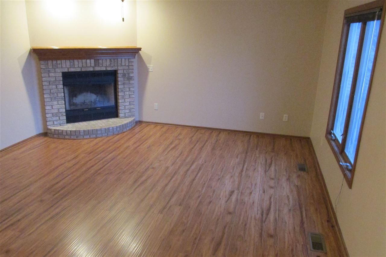 3428 Rivulet Court Fort Wayne, IN 46818 - Photo 4 of 34