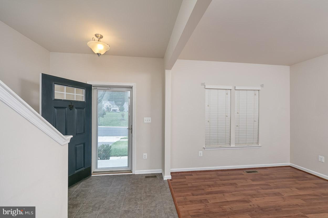 5613 Country Farm Road White Marsh, MD 21162 - Photo 2 of 23 Dining Room