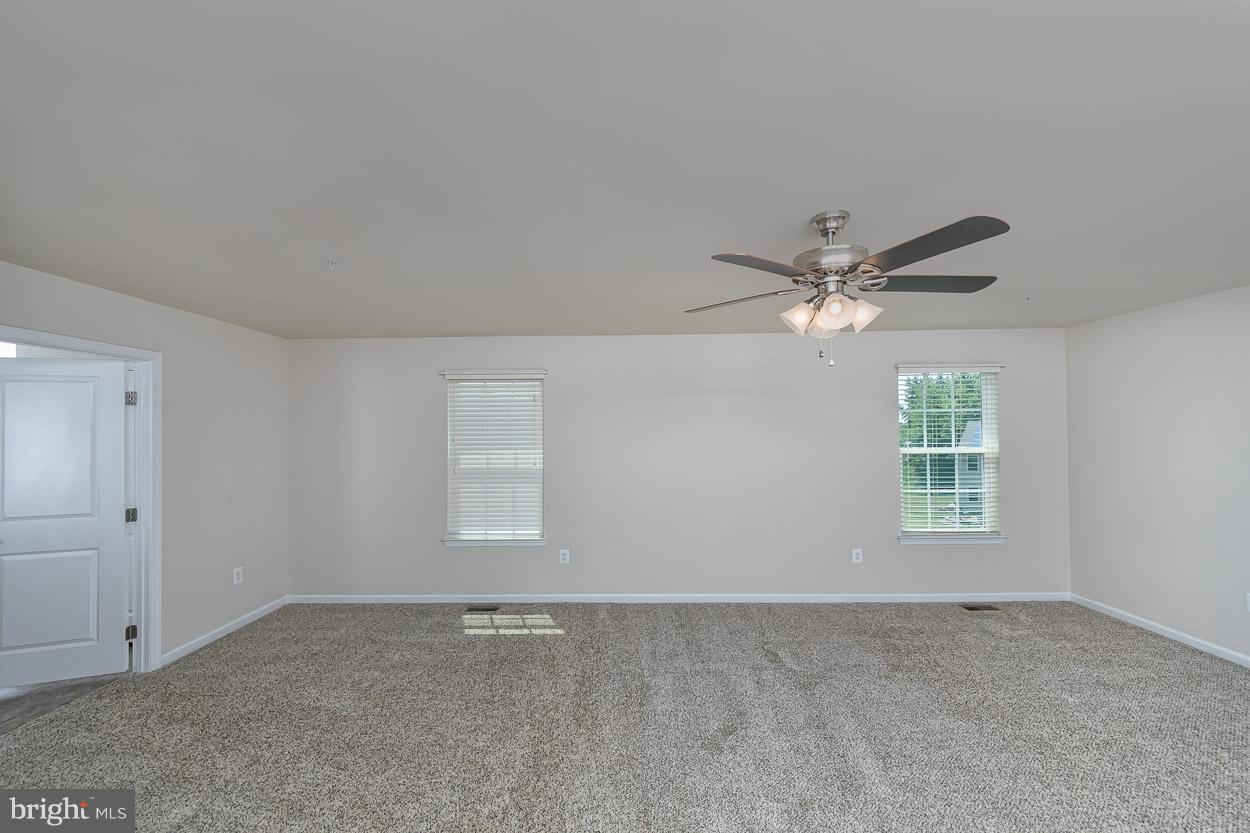 5613 Country Farm Road White Marsh, MD 21162 - Photo 11 of 23 Bedroom (Master)