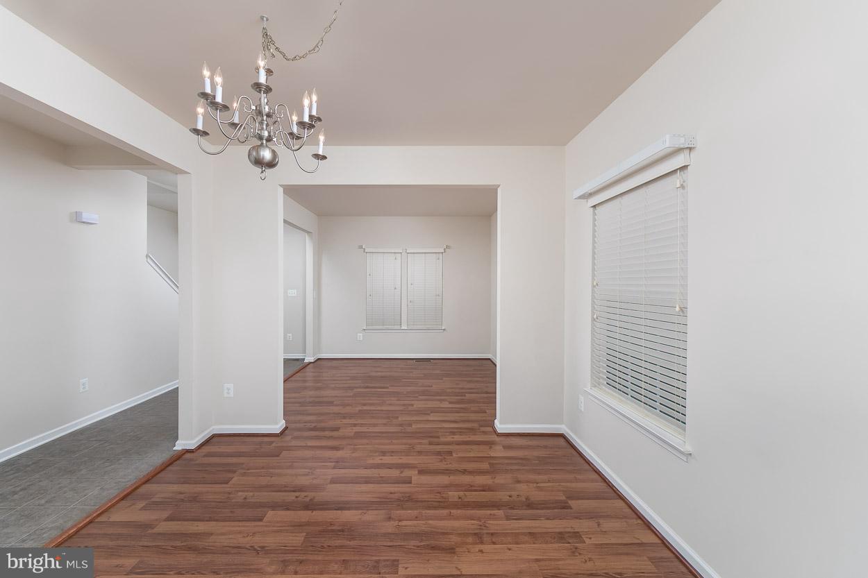 5613 Country Farm Road White Marsh, MD 21162 - Photo 10 of 23 Dining Room