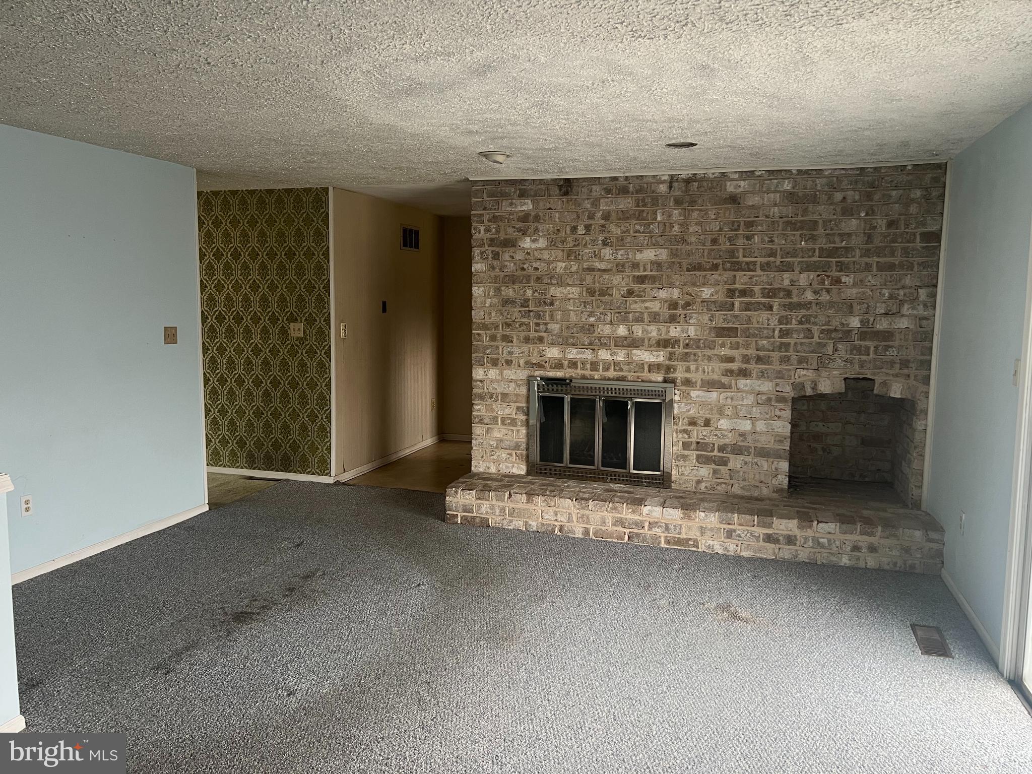 607 Northgate Road Aberdeen, MD 21001 - Photo 5 of 14 Family room