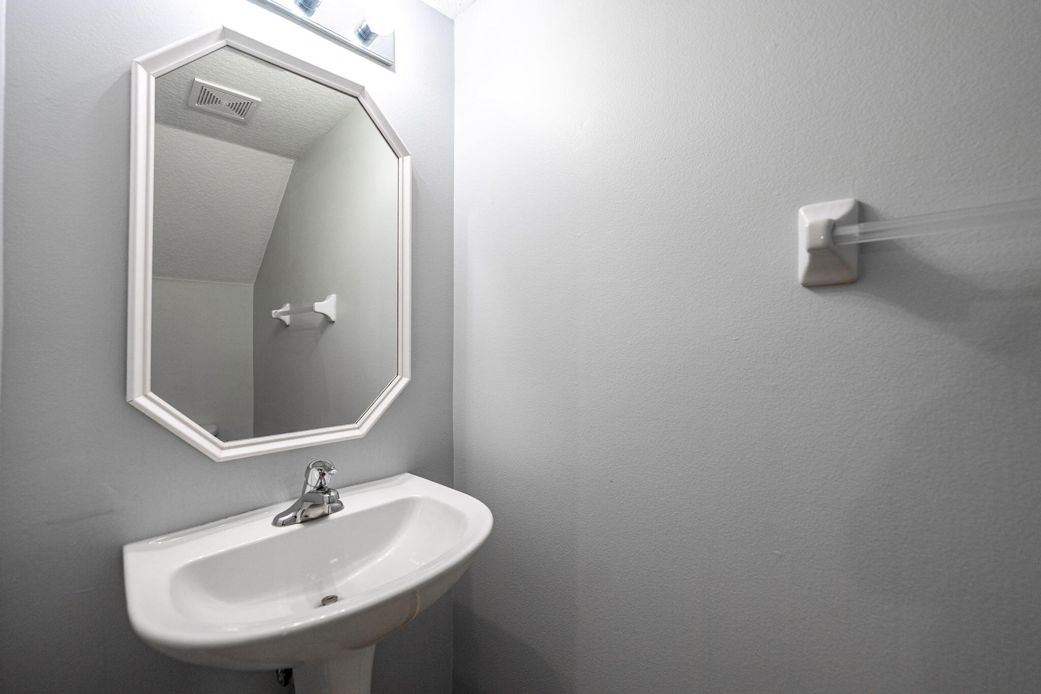 2234 Rockport Road Port St. Lucie, FL 34953 - Photo 33 of 47 26-web-or-mls-2234-rockport-rd
