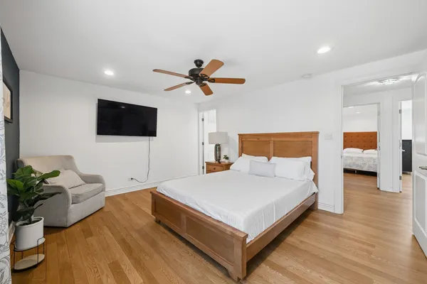 $839,999 | 3134 Maple Leaf Drive, Glenview, IL 60026