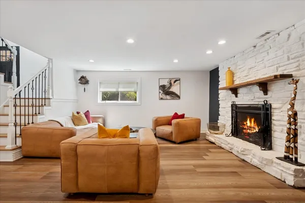 $839,999 | 3134 Maple Leaf Drive, Glenview, IL 60026