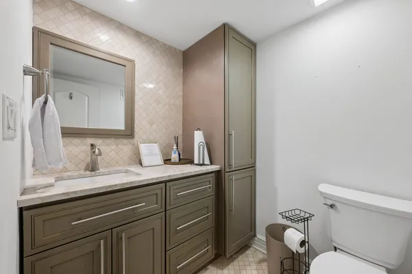 $839,999 | 3134 Maple Leaf Drive, Glenview, IL 60026