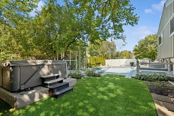 $839,999 | 3134 Maple Leaf Drive, Glenview, IL 60026