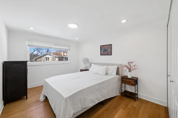 $839,999 | 3134 Maple Leaf Drive, Glenview, IL 60026