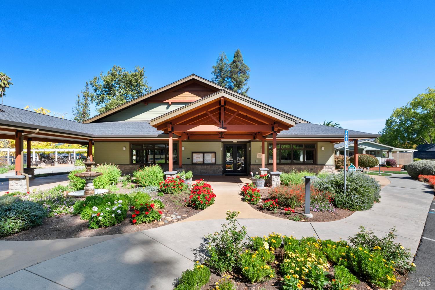 2412 Foothill Boulevard, Unit 41 Calistoga, CA 94515 - Photo 25 of 33 a front view of a house with a yard