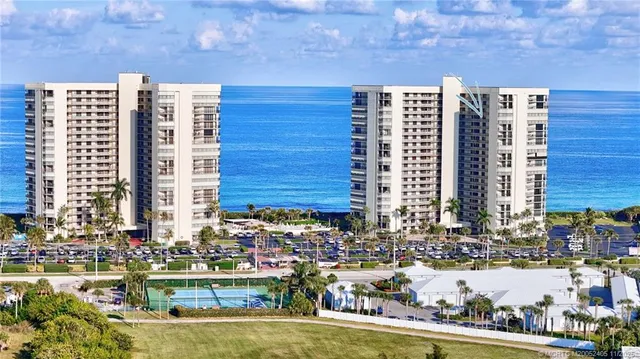 a view of building with outdoor space