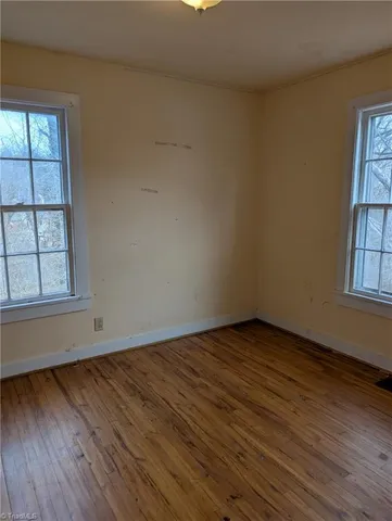 $139,000 | 165 Harris Avenue, Elkin, NC 28621