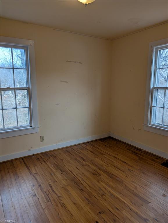 165 Harris Avenue Elkin, NC 28621 - Photo 18 of 35