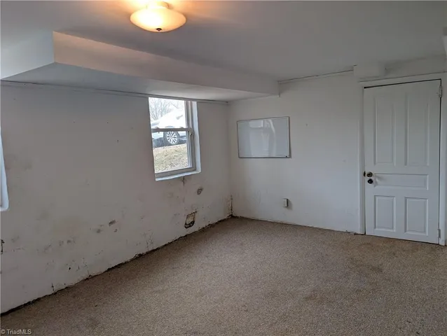 $139,000 | 165 Harris Avenue, Elkin, NC 28621