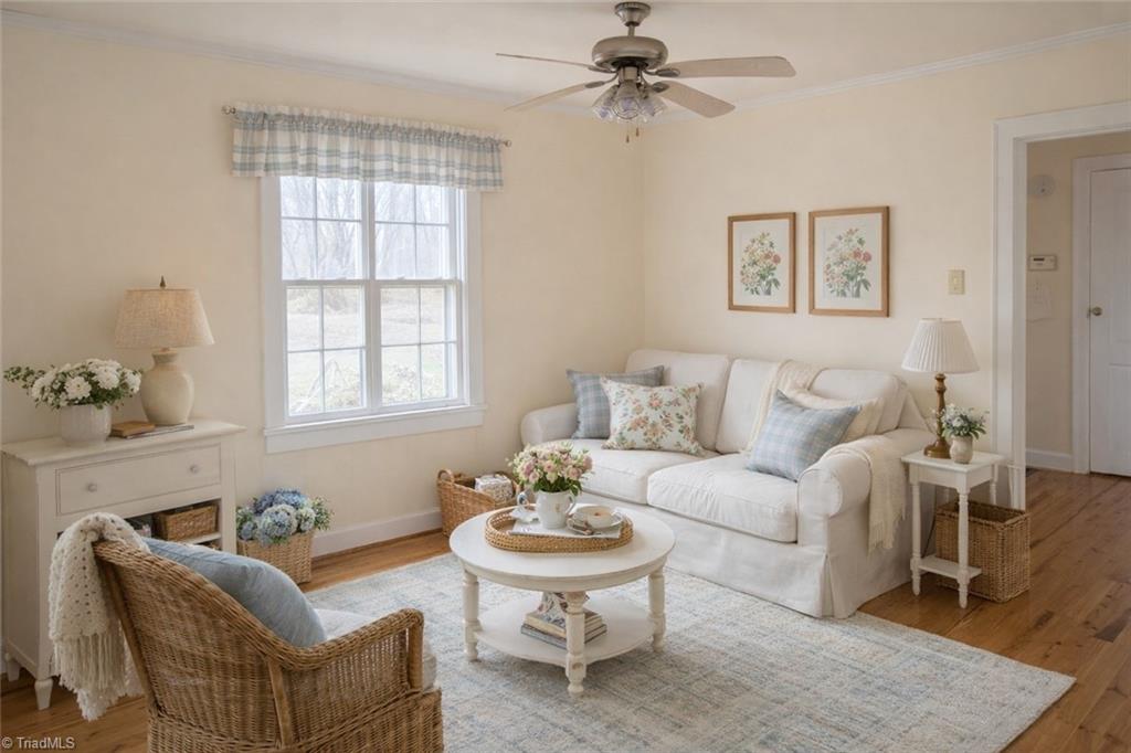 165 Harris Avenue Elkin, NC 28621 - Photo 3 of 35 Virtually staged living area