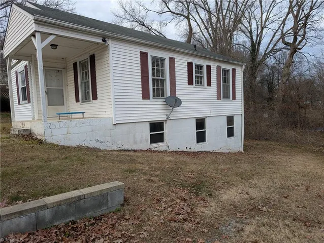 $139,000 | 165 Harris Avenue, Elkin, NC 28621