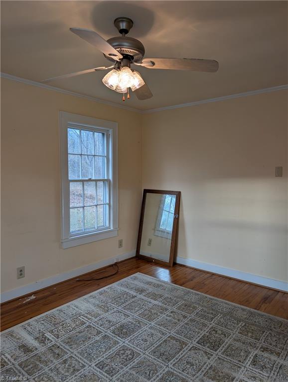 165 Harris Avenue Elkin, NC 28621 - Photo 8 of 35