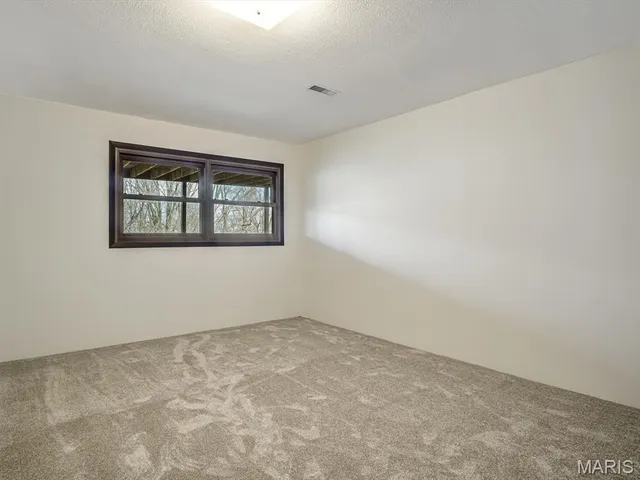 $450,000 | 5089 Indian Hills Drive, Edwardsville, IL 62025