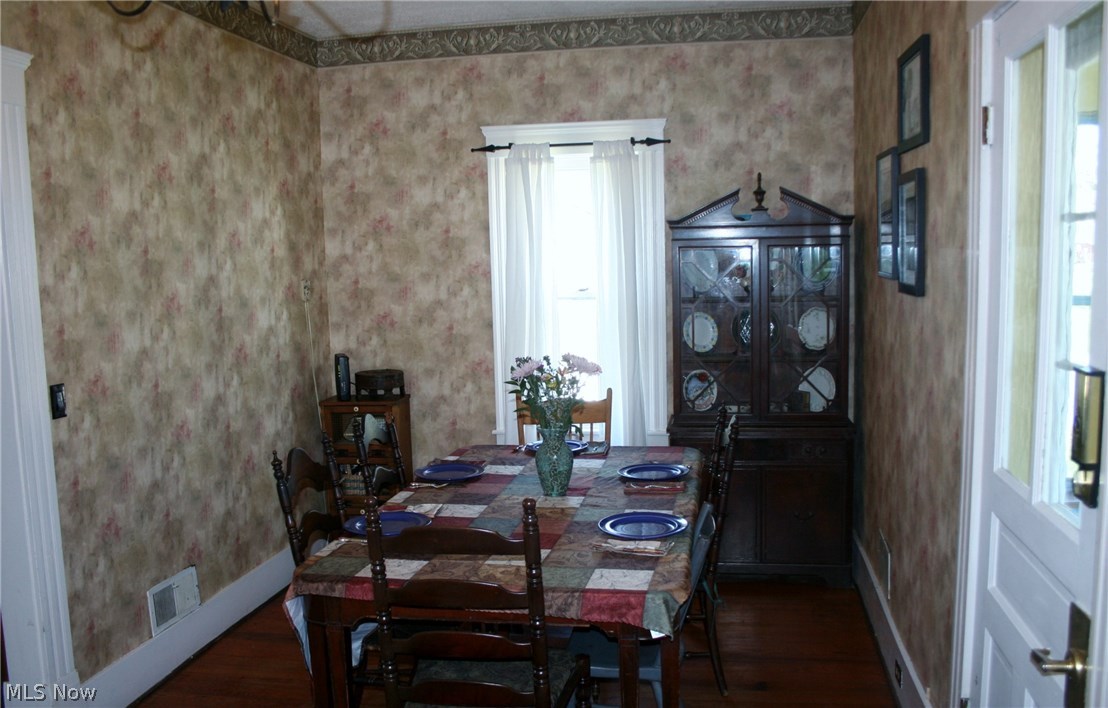 4811 Detroit Road Sheffield Lake, OH 44054 - Photo 13 of 35 Dining Room