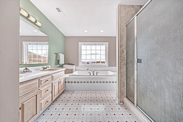 $559,900 | 2420 Wolf Crest, Vinton, VA 24179