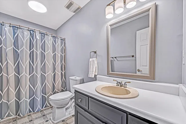 $559,900 | 2420 Wolf Crest, Vinton, VA 24179