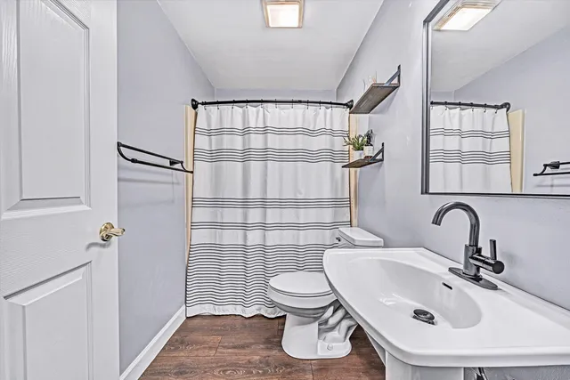 $559,900 | 2420 Wolf Crest, Vinton, VA 24179