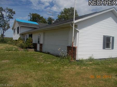 1742 Doyle Road Jefferson, OH 44047 - Photo 3 of 13 side view