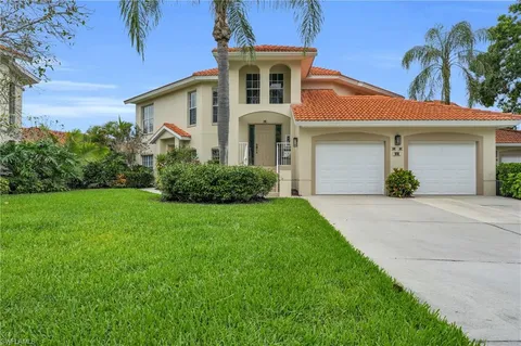 $785,000 | 916 Egrets Run, Unit 201, Naples, FL 34108