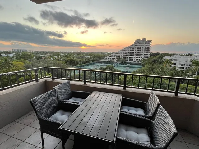 $4,200 | 201 Crandon Boulevard, Unit 604, Key Biscayne, FL 33149