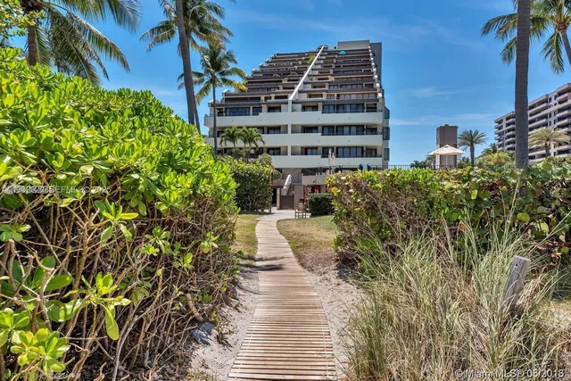 $4,200 | 201 Crandon Boulevard, Unit 604, Key Biscayne, FL 33149