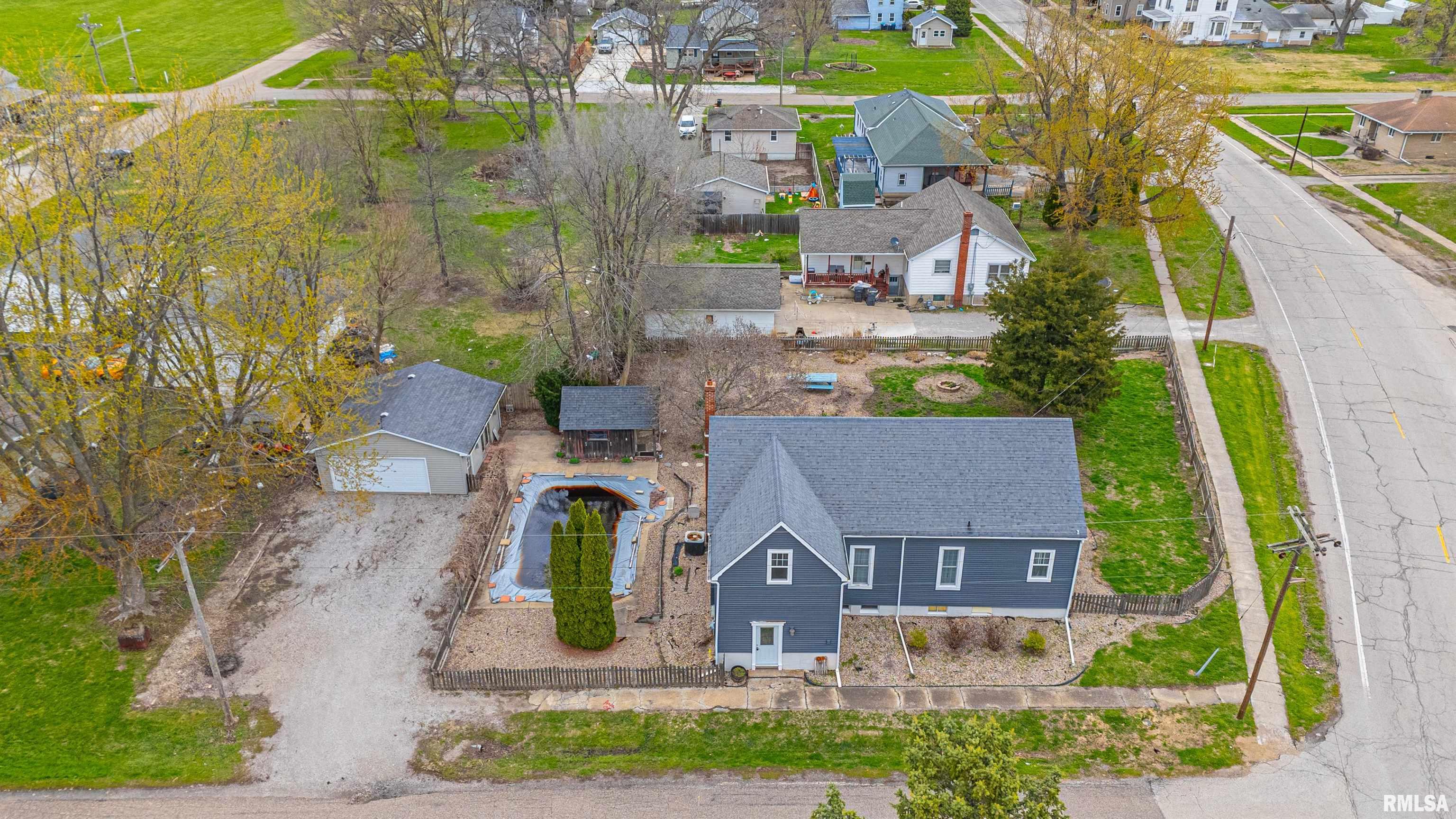 101 West 8th Street Delavan, IL 61734 - Photo 1 of 44