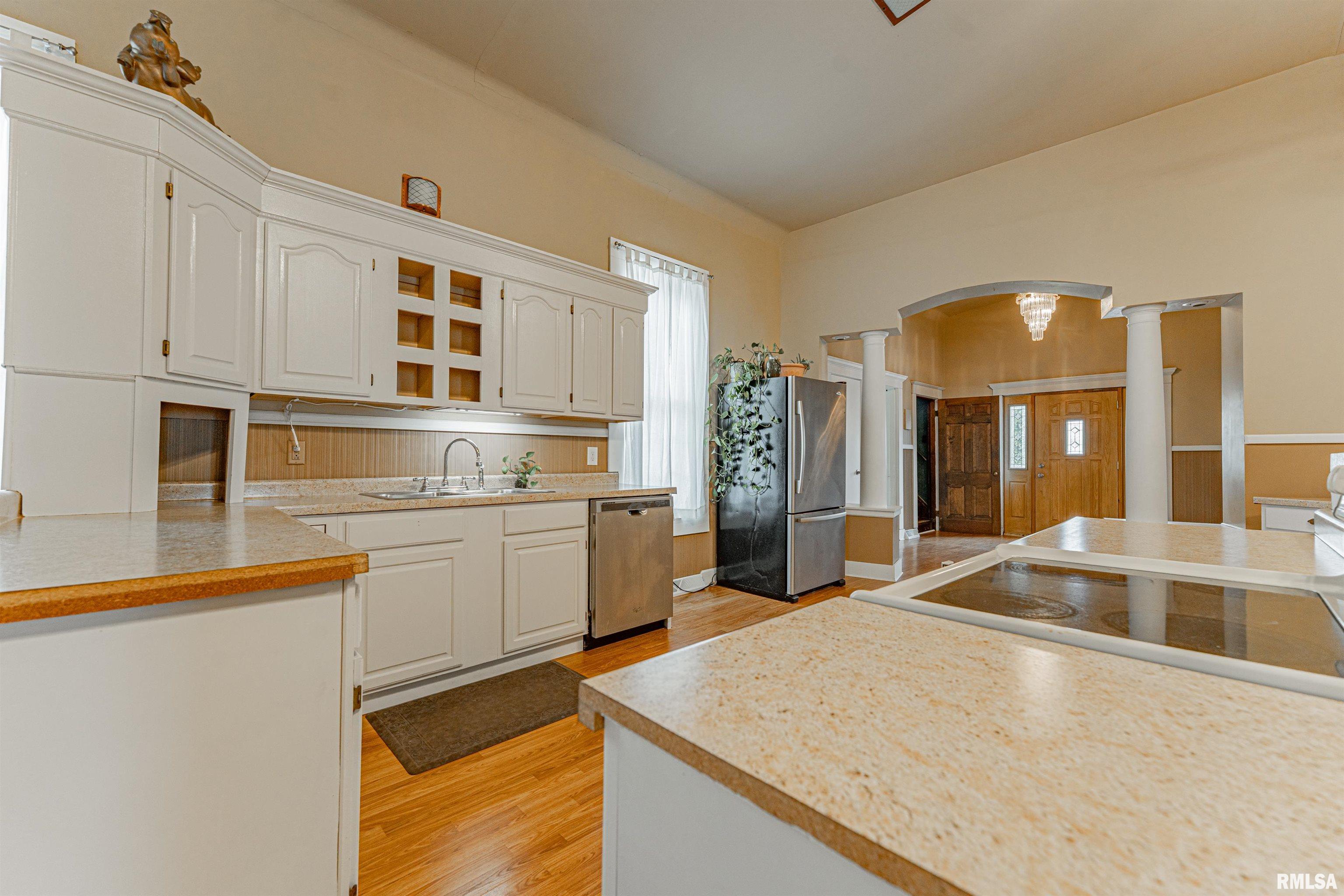 101 West 8th Street Delavan, IL 61734 - Photo 14 of 44