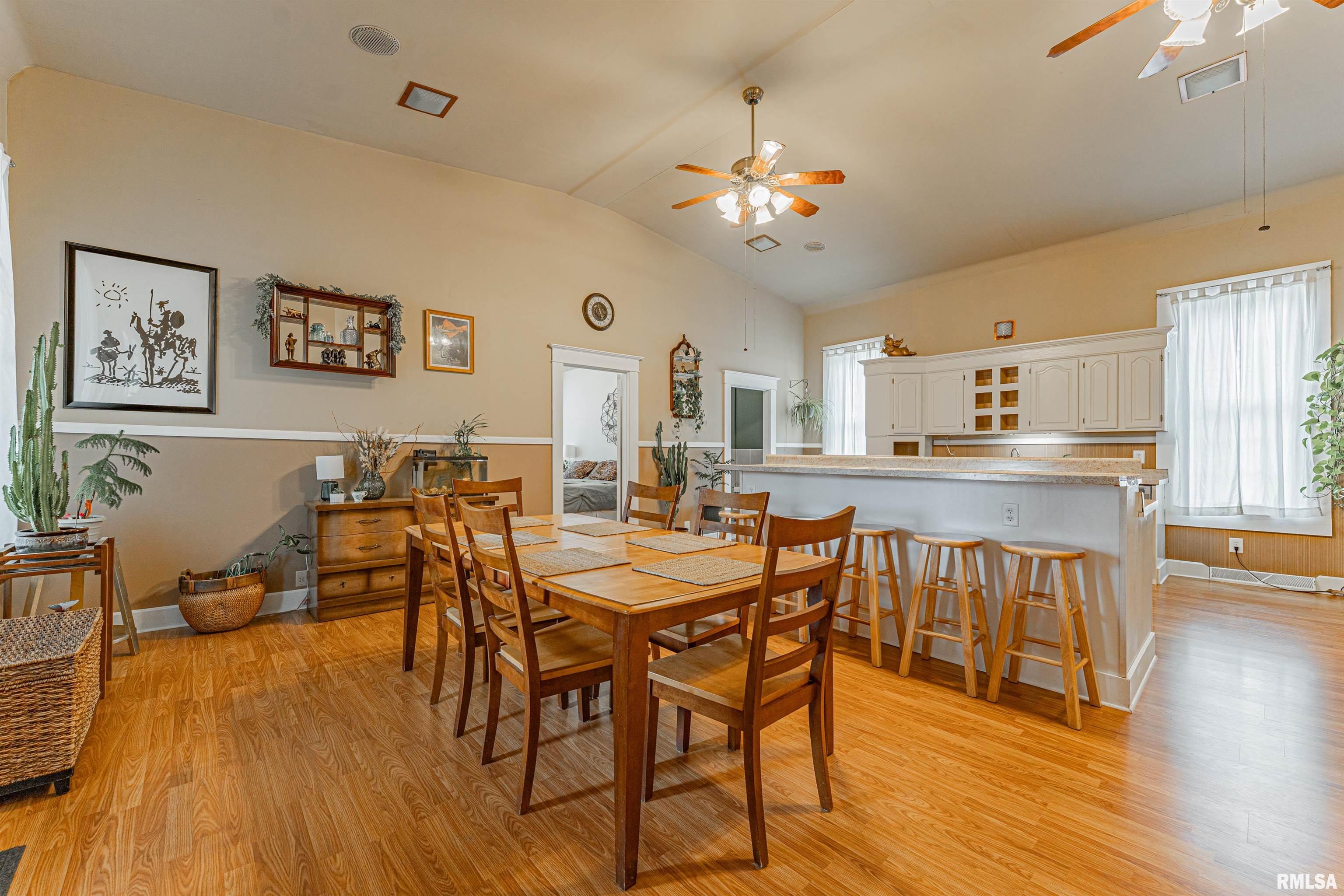 101 West 8th Street Delavan, IL 61734 - Photo 17 of 44