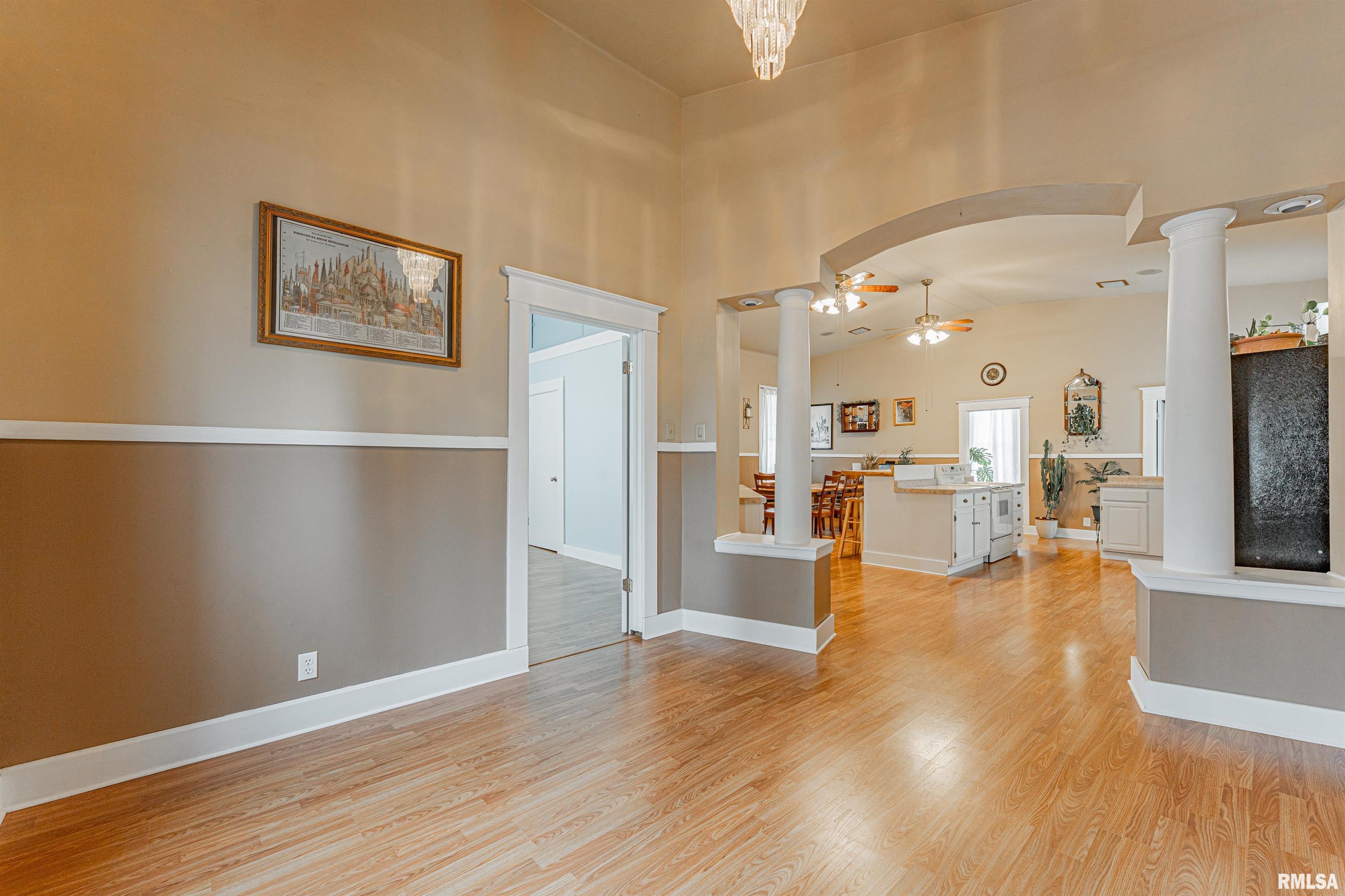 101 West 8th Street Delavan, IL 61734 - Photo 8 of 44
