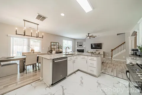$400,000 | 12922 Rothe House Road, Charlotte, NC 28273