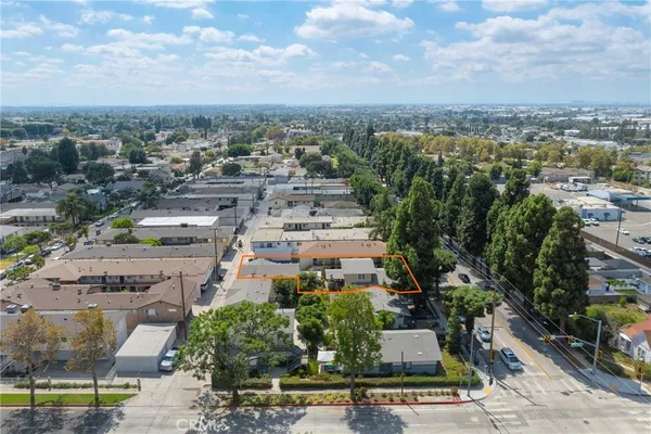 $1,125,000 | 7612-7614 Pickering Avenue, Whittier, CA 90602