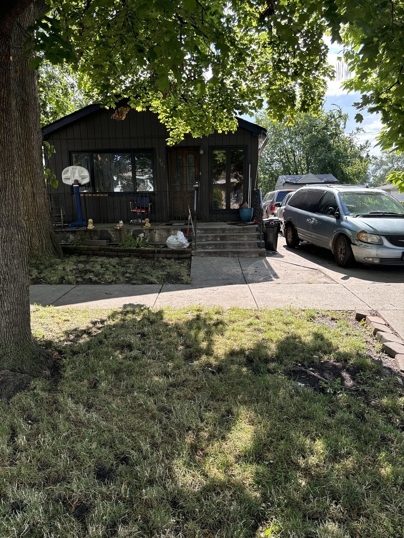1907 South 15th Ave  
