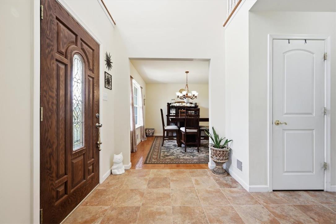 707 Gilbert Road Gilbert, PA 18331 - Photo 4 of 51 Gallery Image 4