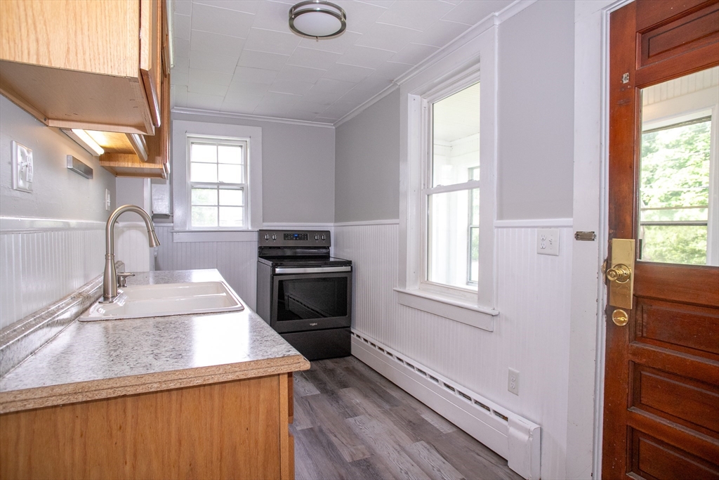5 Williams Street Ware, MA 01082 - Photo 8 of 24 Gallery Image 8