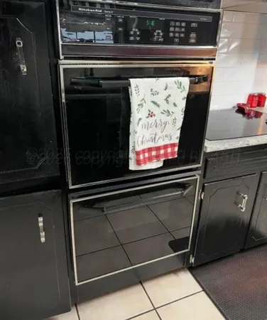 a close view of stove top oven