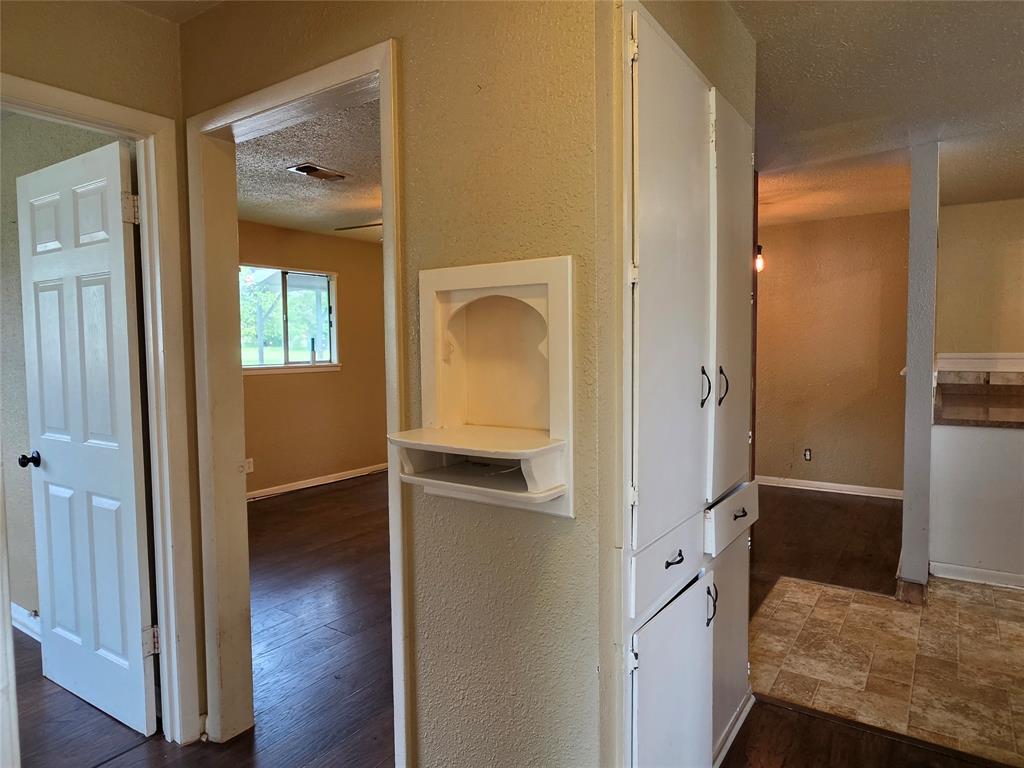 509 Starkey Street Bangs, TX 76823 - Photo 12 of 19