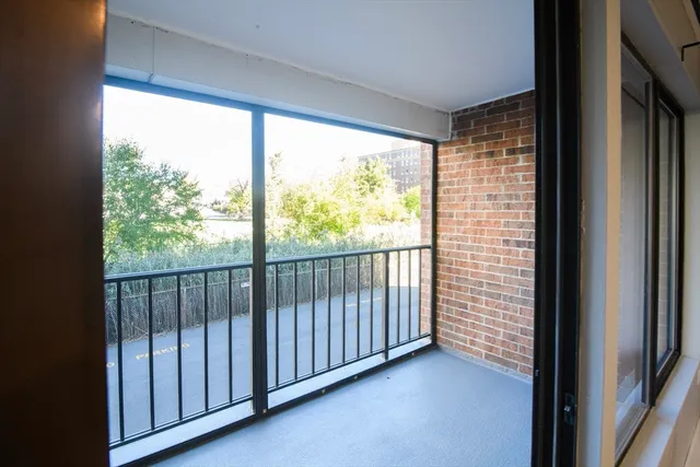 $599,000 | 49 Melrose Street, Unit 1H, Melrose, MA 02176