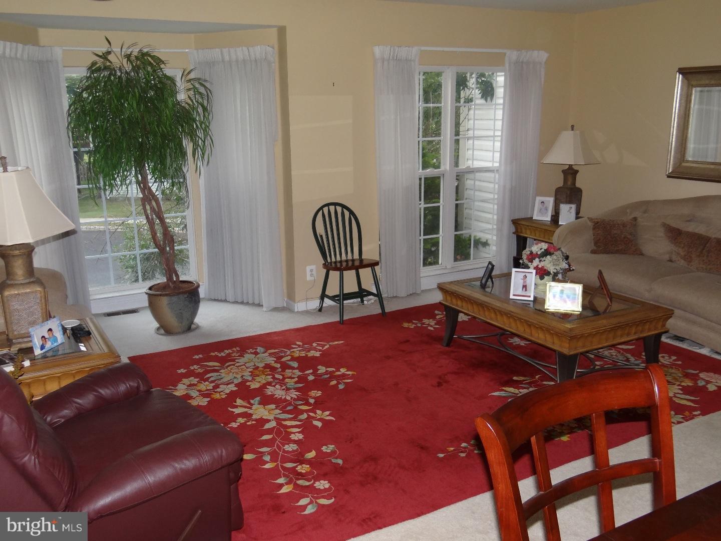 29 Firethorn Lane Riverside, NJ 08075 - Photo 2 of 18 Living Room