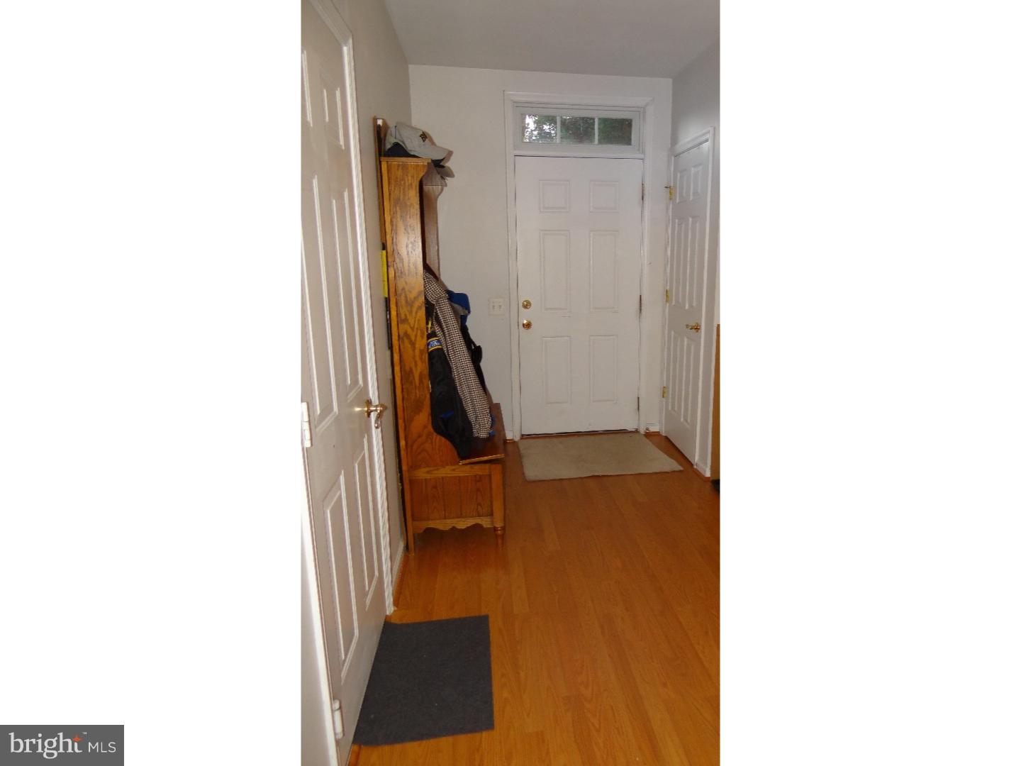 29 Firethorn Lane Riverside, NJ 08075 - Photo 14 of 18 Foyer