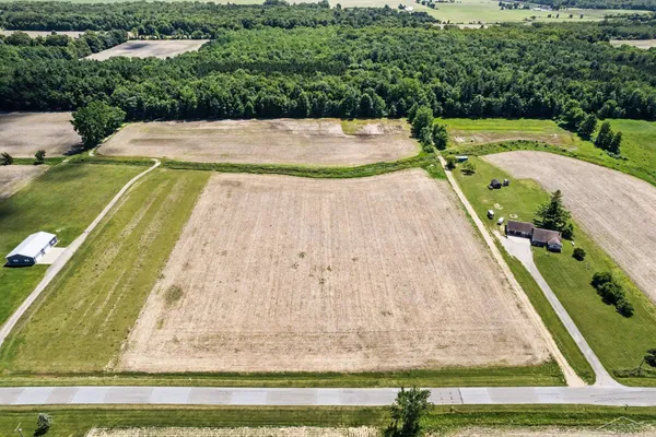 $264,900 | South Fenmore Road, Merrill, MI 48637