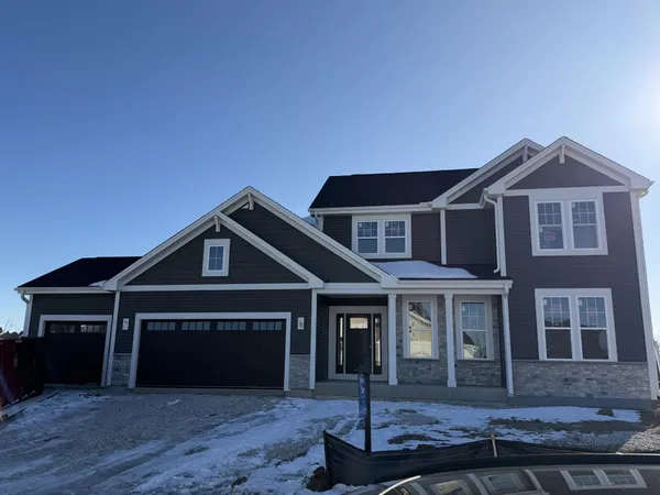 $734,900 | N73-w17723 Mineral Drive, Menomonee Falls, WI 53051