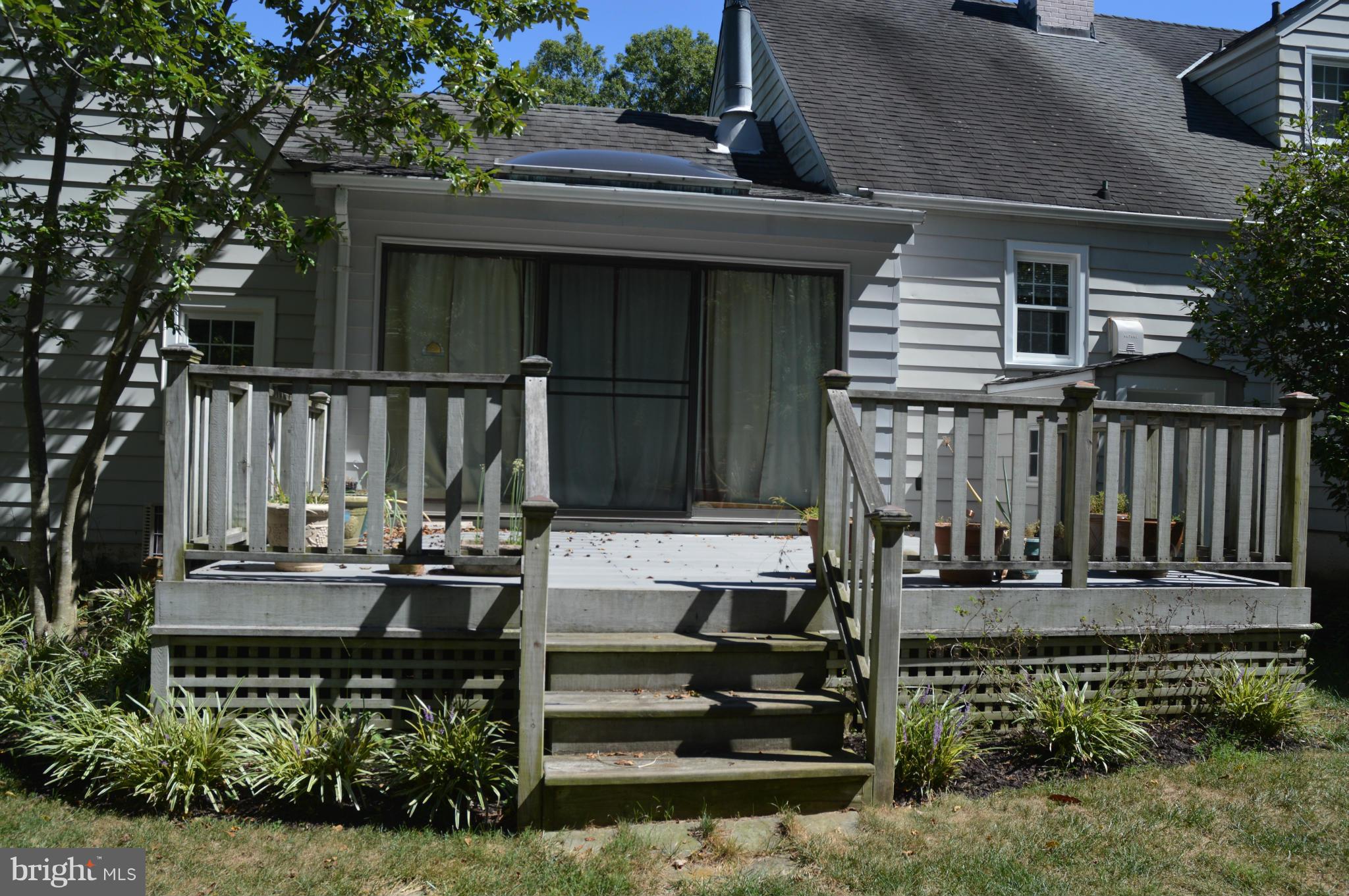 207 Patuxent Road Laurel, MD 20707 - Photo 26 of 30 private deck